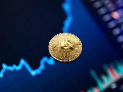 Mining rig setup showcasing multiple GPUs designed for Ethereum and altcoin mining